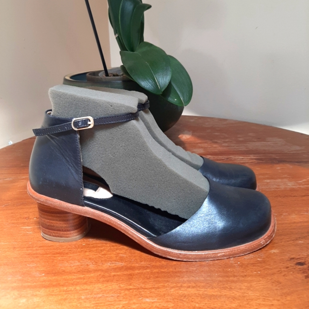 Neosens Black Tintilla Mary Jane Heeled Sandal